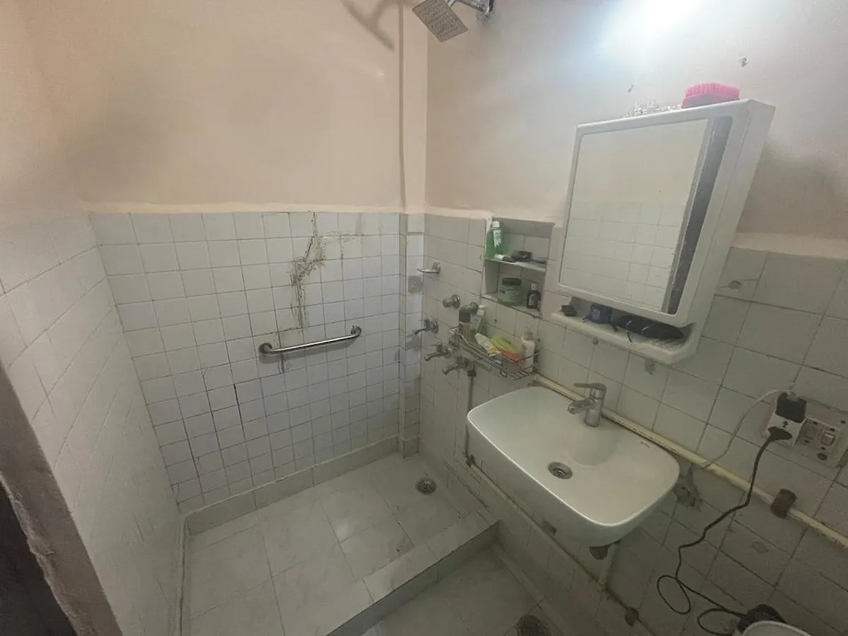 Full 1Bhk In Lush Green Society 구르가온